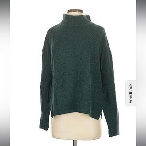 H&M green oversized cozy wool turtleneck Sweater small